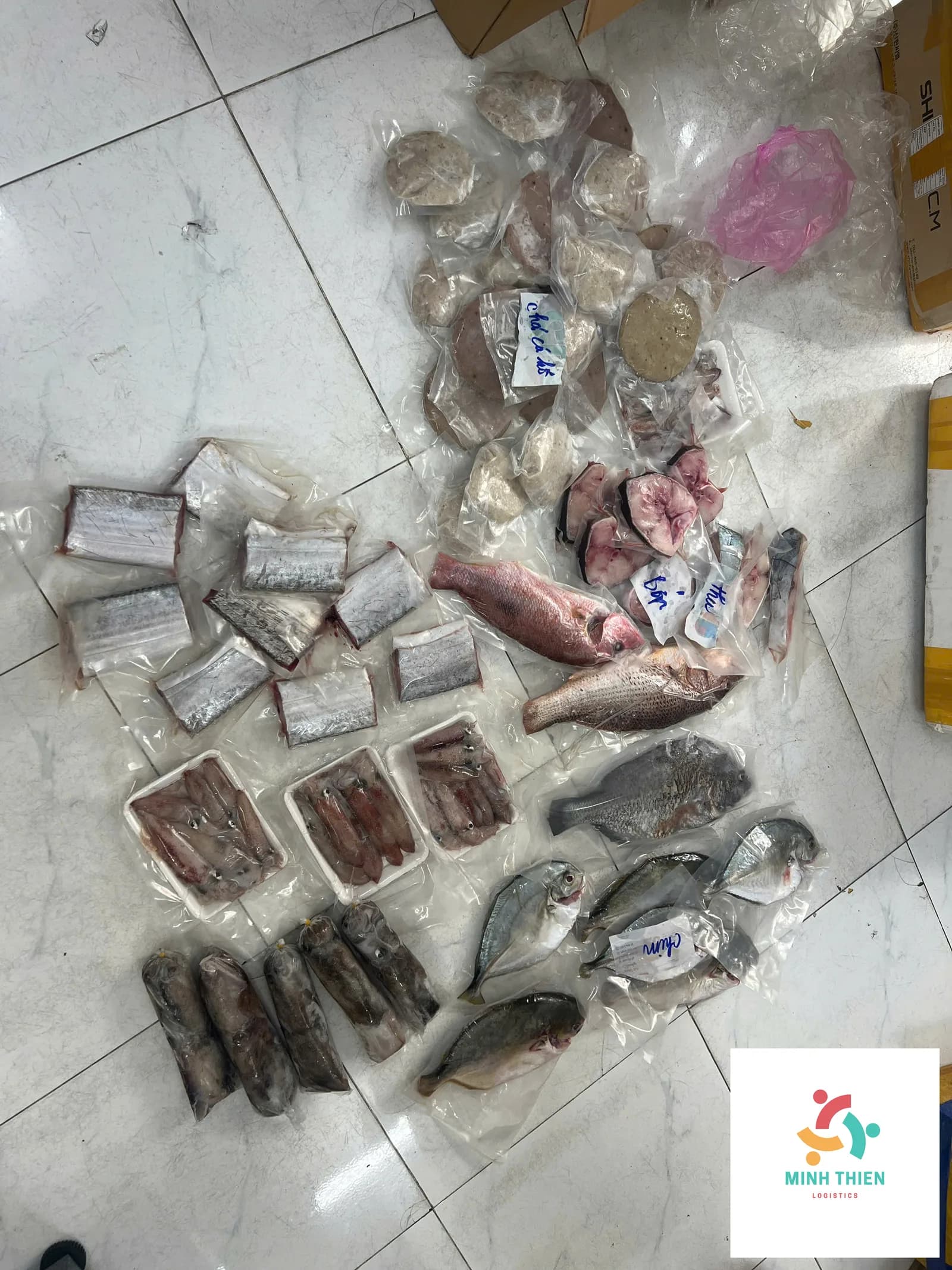 Gửi Đặc Sản Đi Malaysia: Thủ Tục Hải Quan & Cách Đóng Gói Chuẩn
