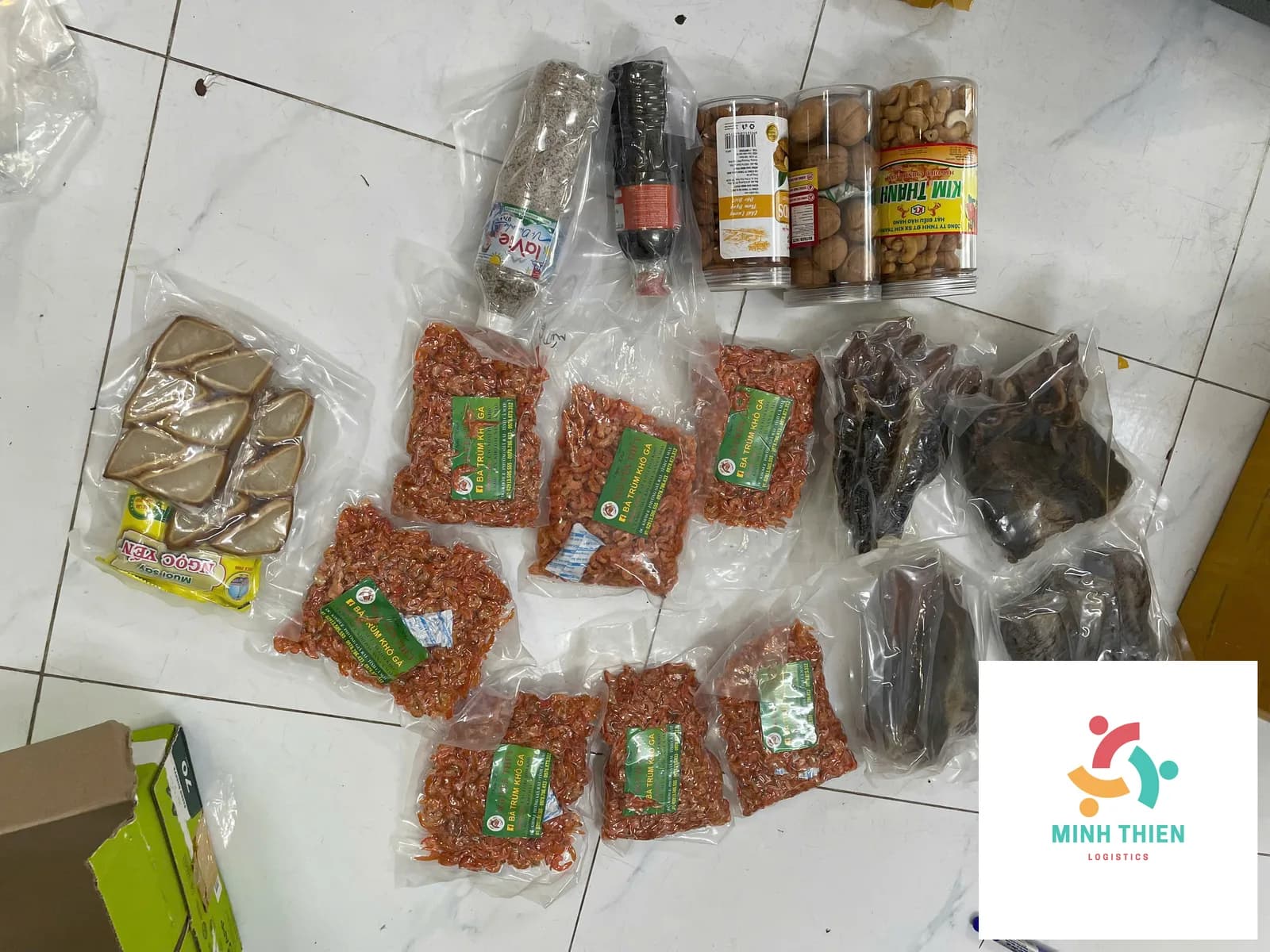 Gửi hàng đi Malaysia từ miền tây: Thủ tục hải quan và đóng gói chuẩn