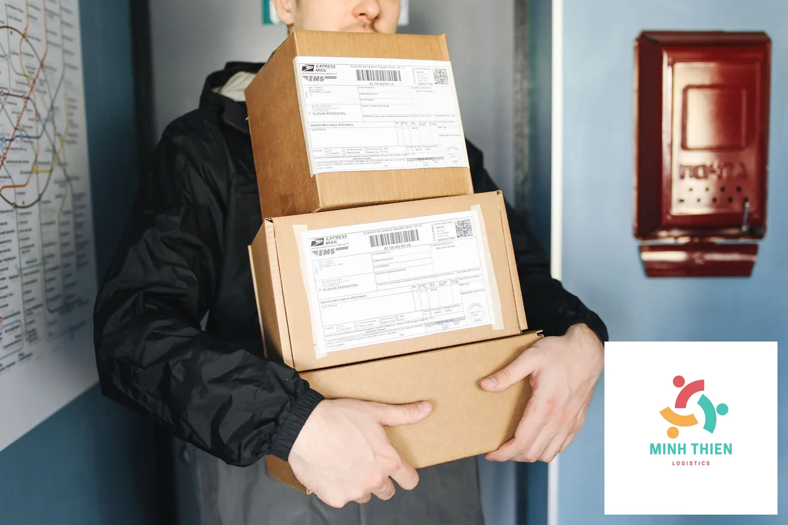 Kinh nghiệm gửi quần áo đi Canada: Thuế quan, HS Code và cách tối ưu 40% chi phí