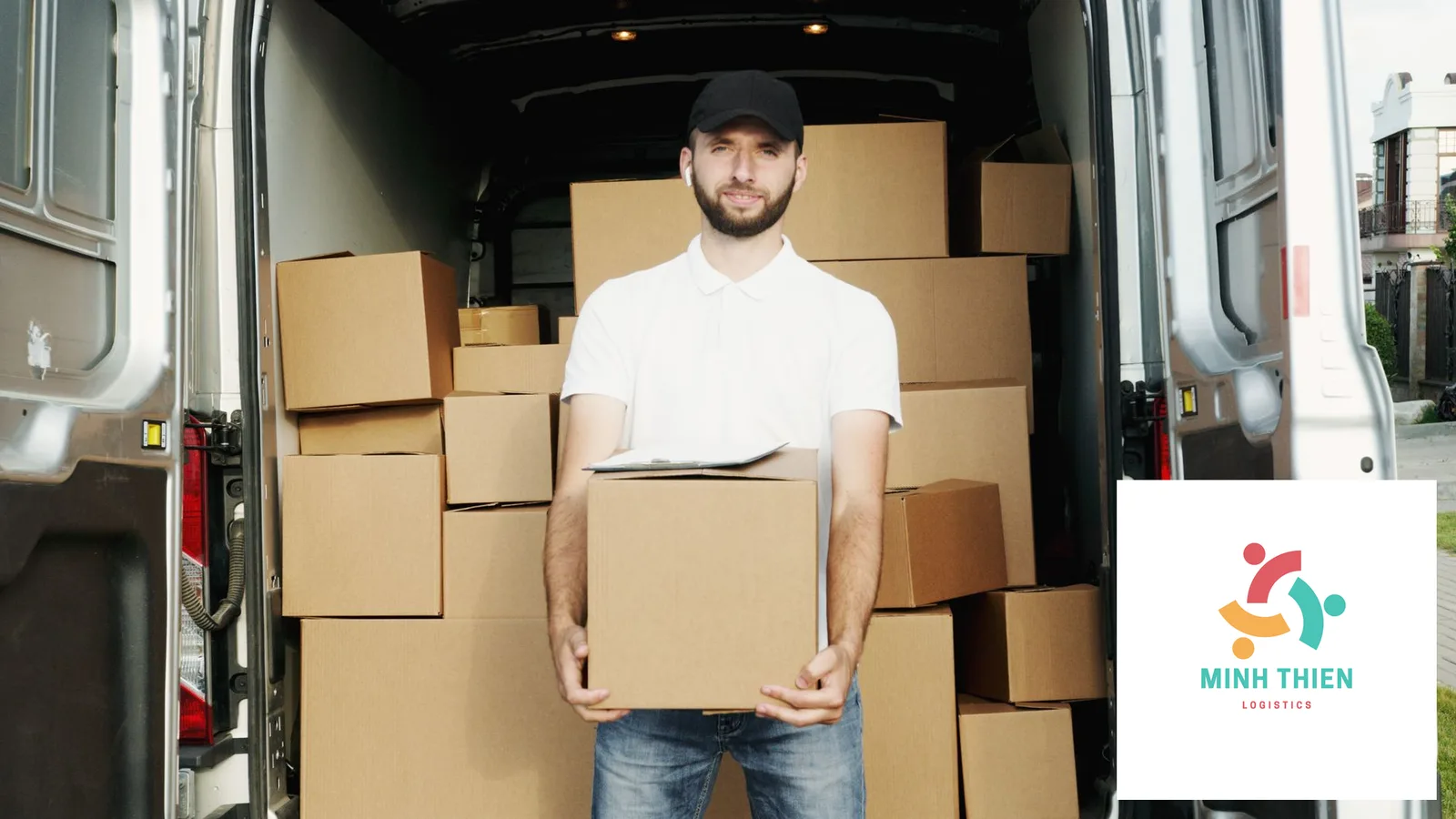 Dịch vụ gửi hàng đi Malaysia TPHCM: Thủ tục Hải quan & Bảng giá